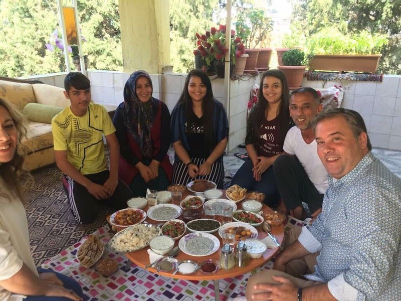 Başkan Piriştina'dan çat kapı ziyaret