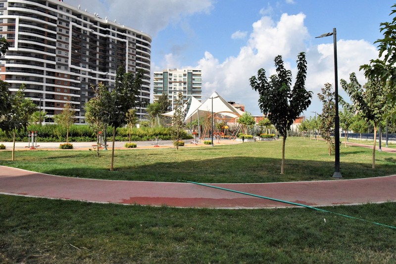 Bornova’da mahalleler gelişiyor