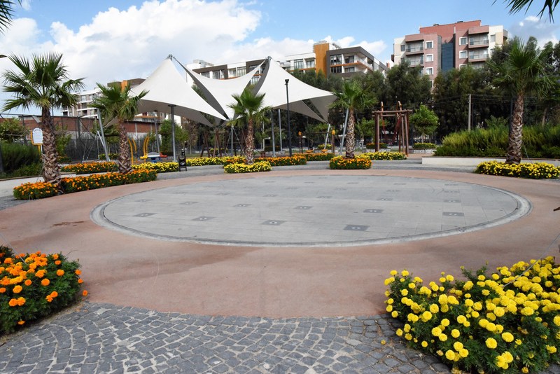 Bornova’da mahalleler gelişiyor