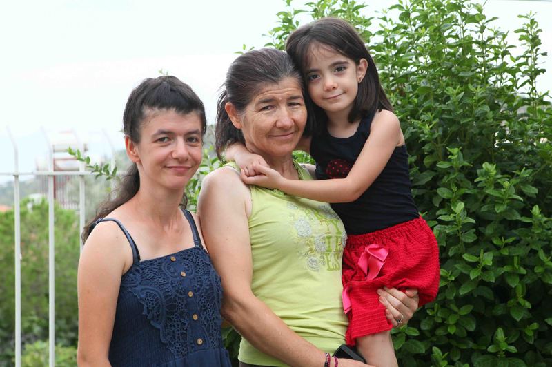 Tüm engelleri ve olumsuzlukları aştı