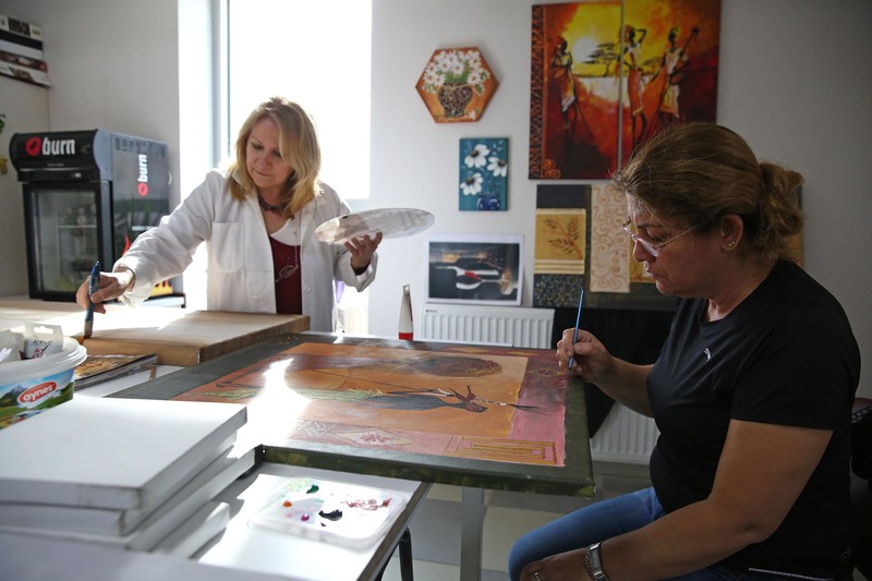 Buca’da huzur kaynağı resim kursu