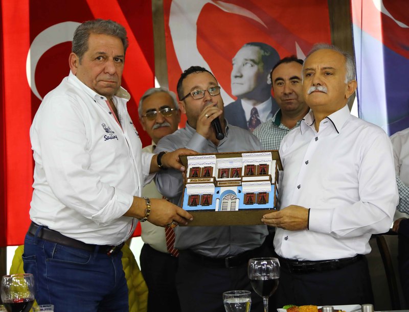 Efsaneler Bayraklı’da bir araya geldi