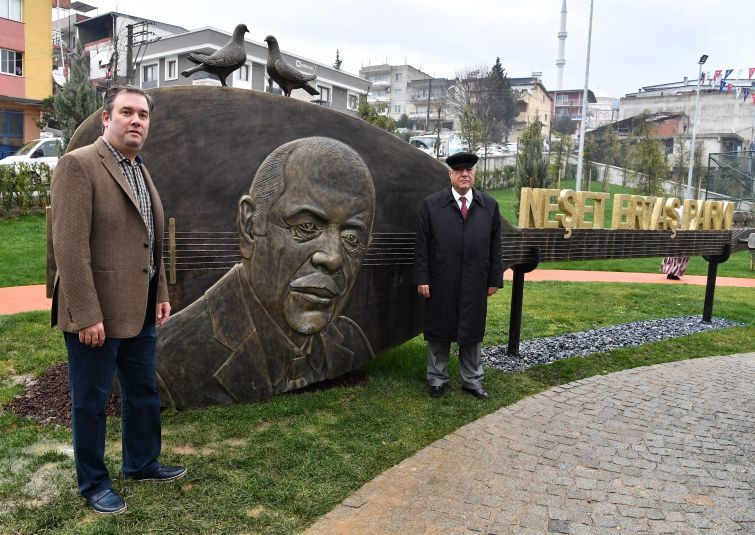 "Güzel İzmir" seni unutmadı