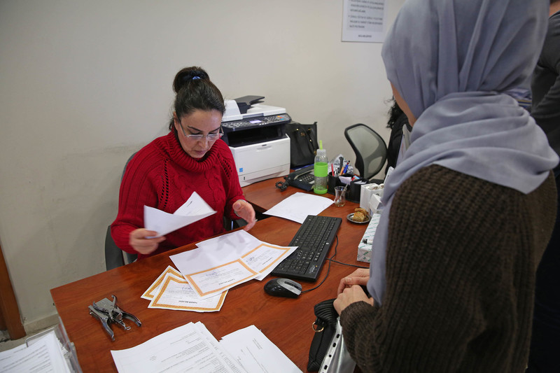 Başarılı öğrencilere Buca’dan destek