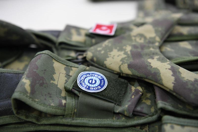 Mehmetçiğin kıyafet ve teçhizat analizleri Ege'den