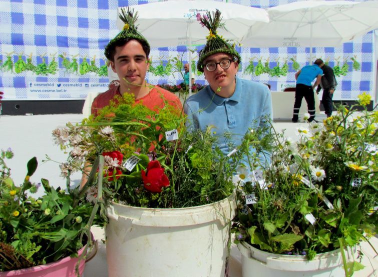 Alaçatı Ot Festivali bu yıl da yüzbinleri ağırlayacak