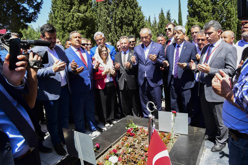 "O tekme atandan hesap sormazsam namerdim"