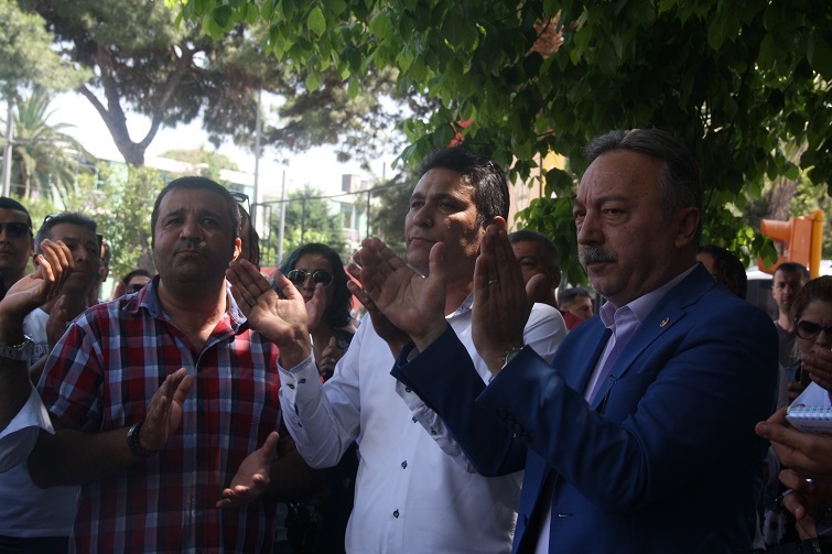 Atatürk Lisesi'nde yaşanan olaya tepkiler büyüyor