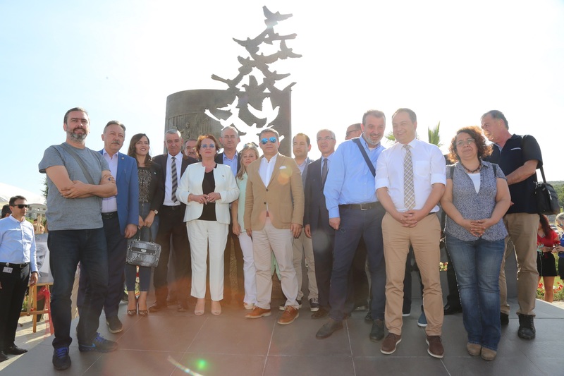 Gaziemir’e basın özgürlüğü anıtı