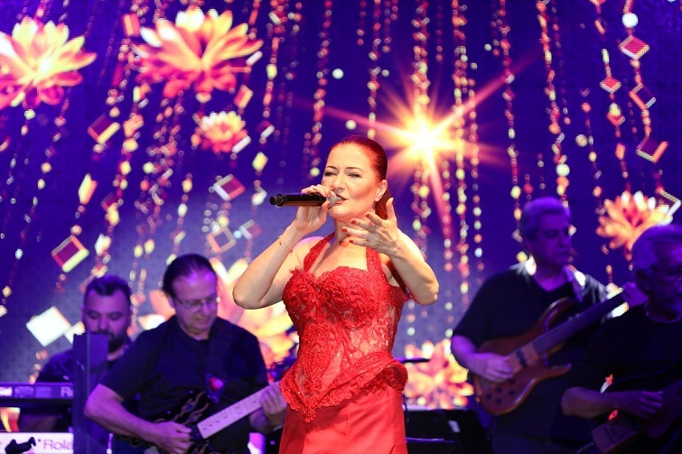 Bayraklı'da 19 Mayıs coşkusu