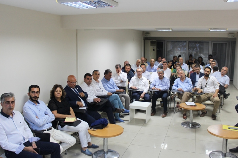 CHP İzmir’de “Kurultay” toplantısı gerçekleşti