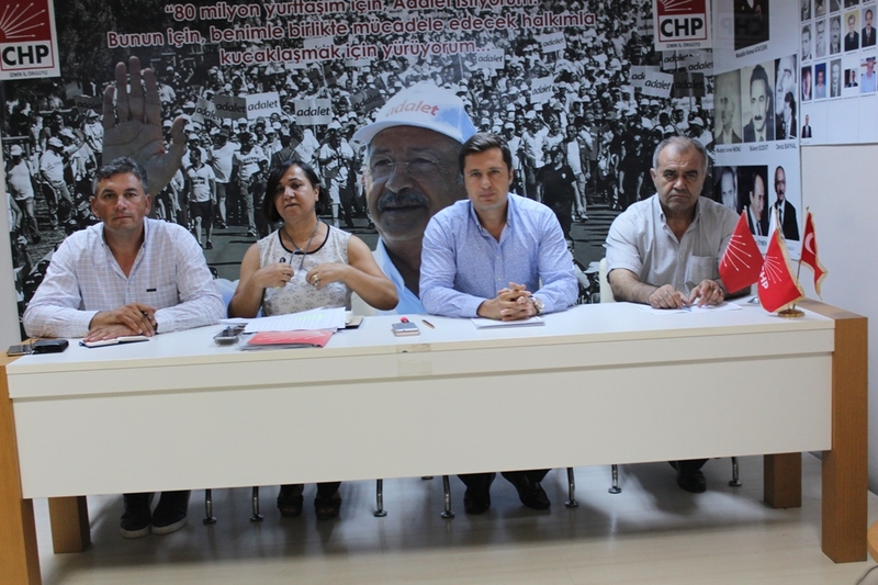 CHP İzmir’de “Kurultay” toplantısı gerçekleşti