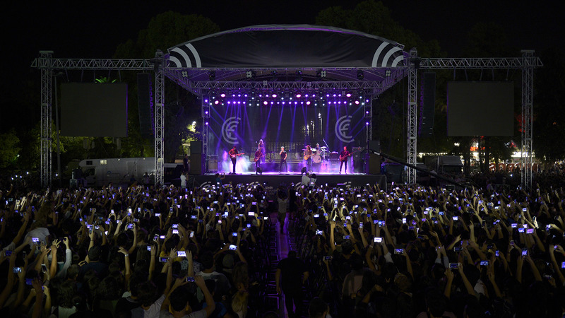 87. İEF’de ünlüler geçidi