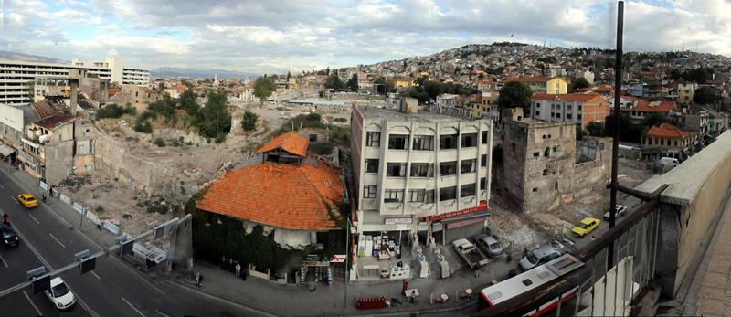 Çarpık yapılar birer birer temizlendi