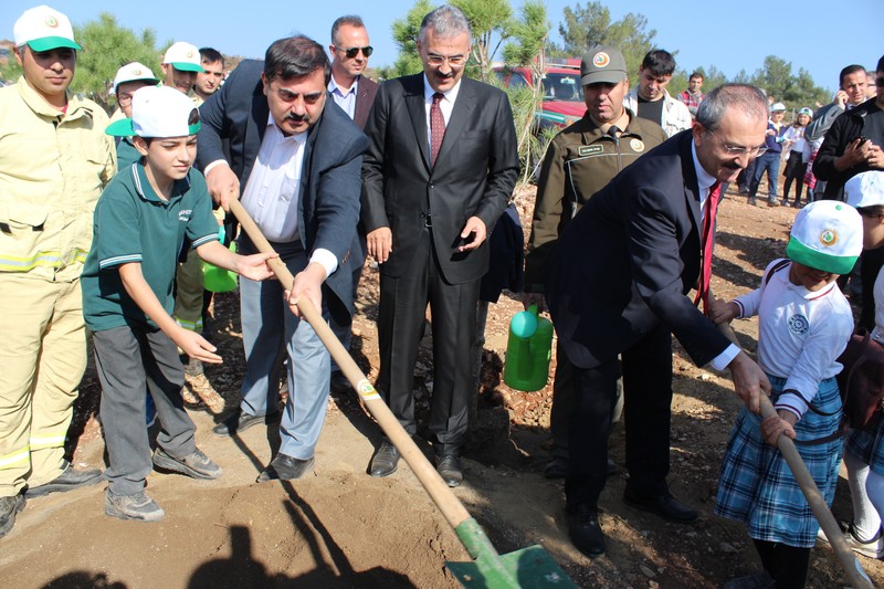 İzmir’de de 'fidanlar fidanlarla büyüyecek'