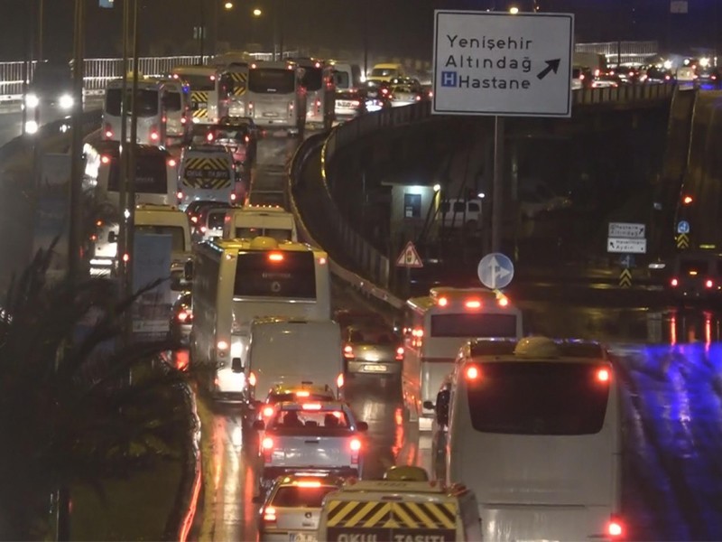 İZBAN grevi üçüncü gününde