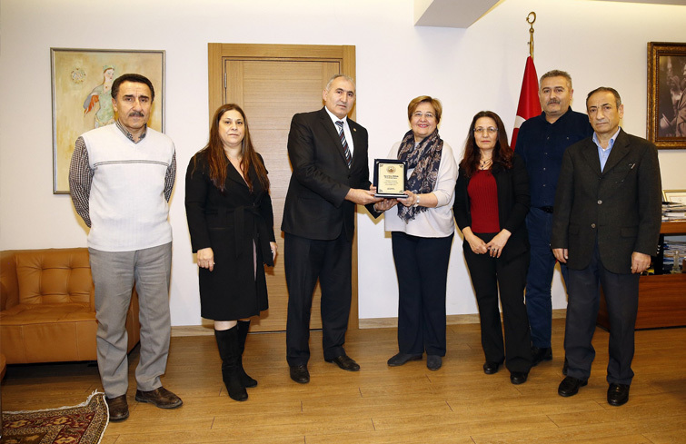 Pekdaş’tan bakanlığa çağrı: Çınartepe’yi bize geri verin