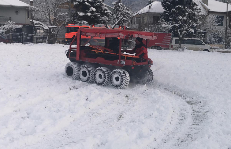 İzmir İtfaiyesi’nin süper aracı