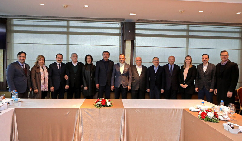 AK Parti İzmir’de ‘birliktelik’ mesajı