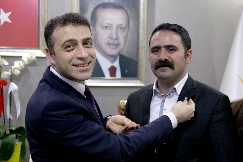 Buca’da CHP’den AK Parti’ye büyük transfer