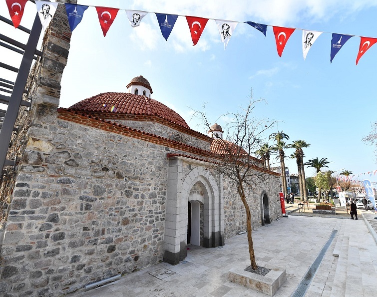Kocaoğlu'ndan Zeybekçi'ye: Ben buradayım!