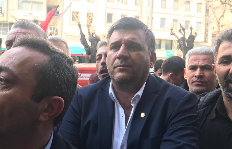 CHP İzmir İl Binası önünde Buca isyanı