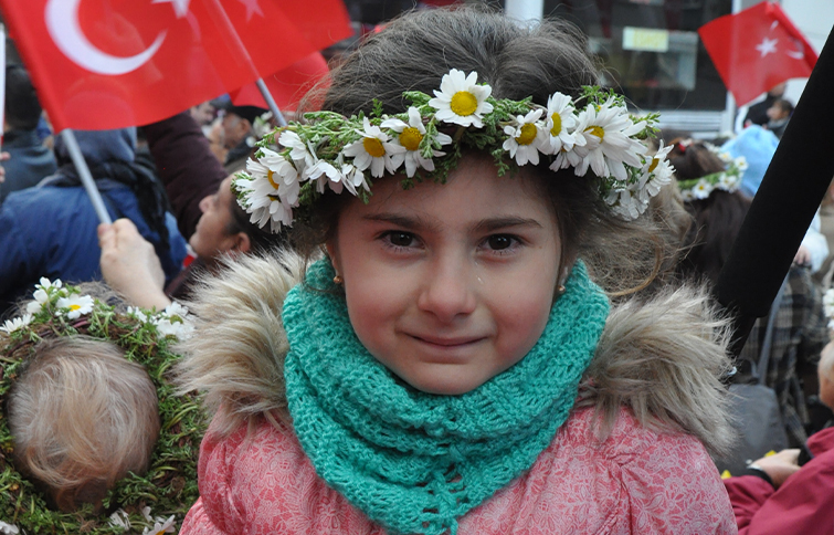 CHP Balçova'da şölen havasında açılış! Mehmet Ali Çalkaya'ya sevgi seli