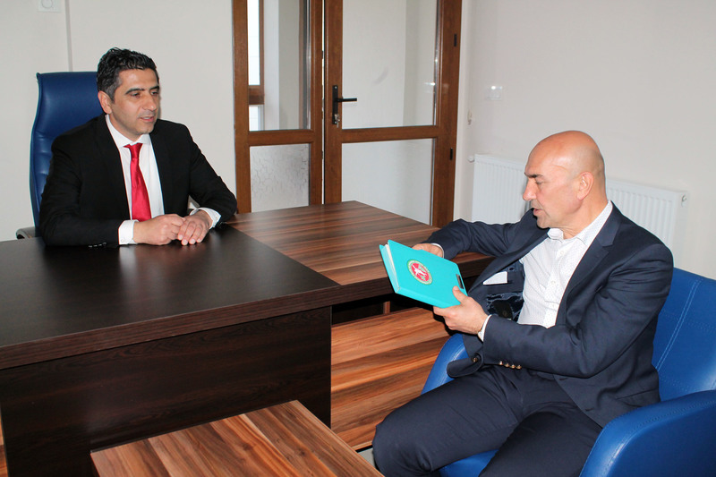 Tunç Soyer ve Mustafa Kayalar'dan gövde gösterisi