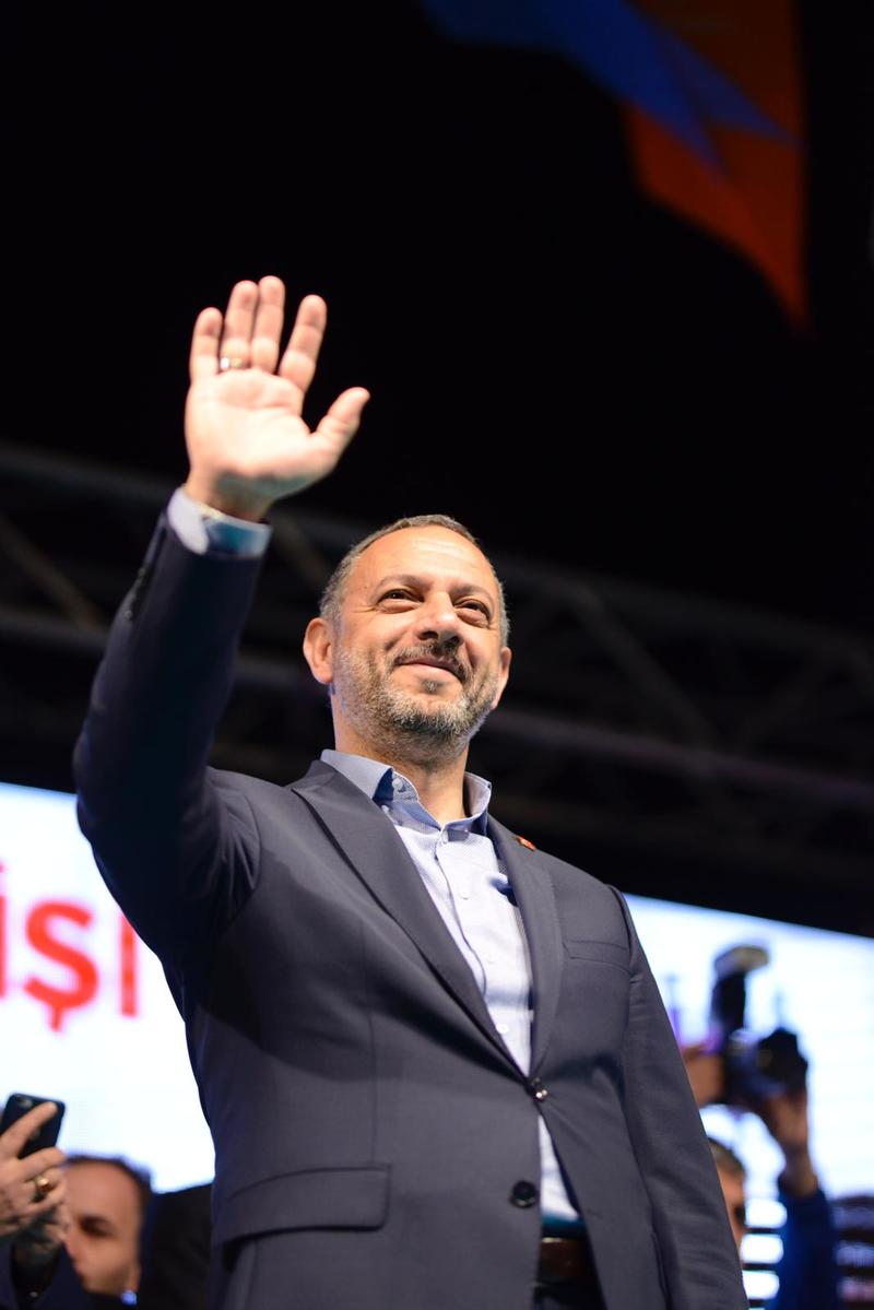 AK Parti Bayraklı Belediye Başkan Adayı Aslan: "Başkanlık makamı değil “Halk Makamı”