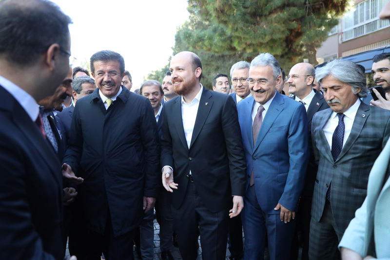 Zeybekci: “İzmir gençlerin şehri olacak”