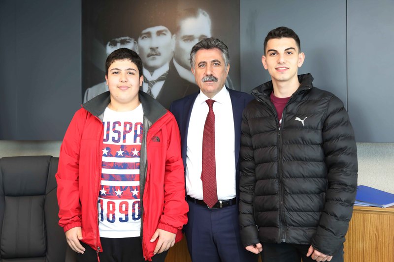 Harvard’tan davet alan öğrencilere tam destek