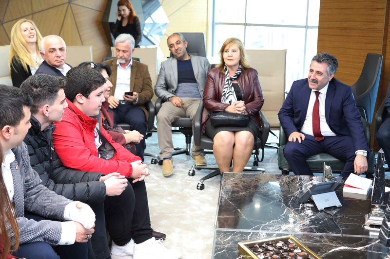 Harvard’tan davet alan öğrencilere tam destek