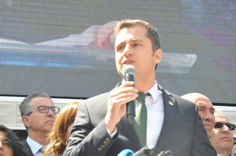 CHP İzmir Kılıçdaroğlu'na yönelik saldırıya karşı tek yürek oldu