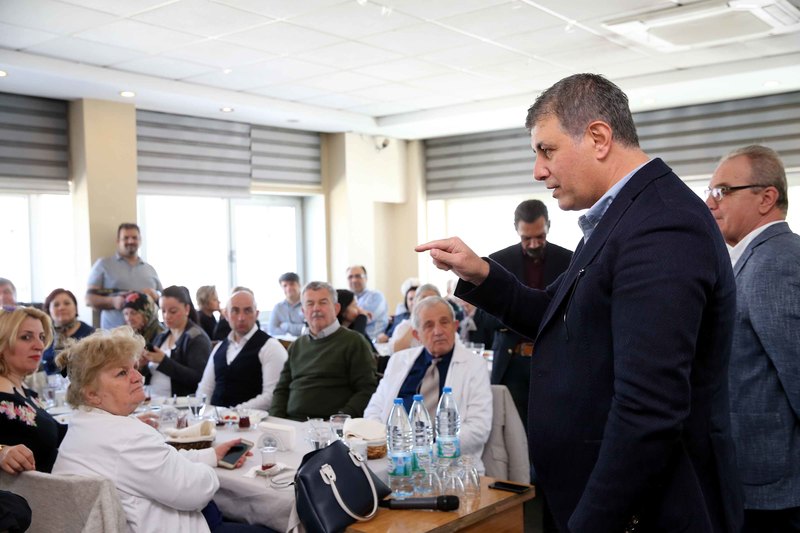 Başkan Tugay ‘iş dünyası’ ile buluştu