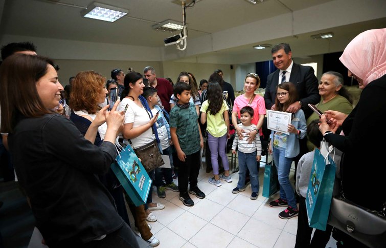 Yılın en başarılı öğrencilerine ödül