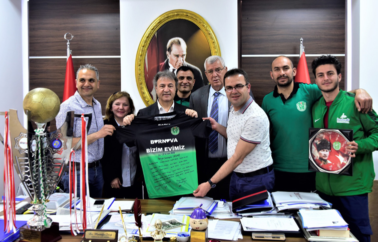 Türkiye Şampiyonlarından Başkan İduğ'a ziyaret