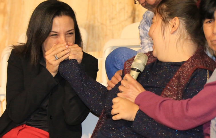 Başkan Sengel, sözünü tuttu ve küçük Duru’ya müjde verdi