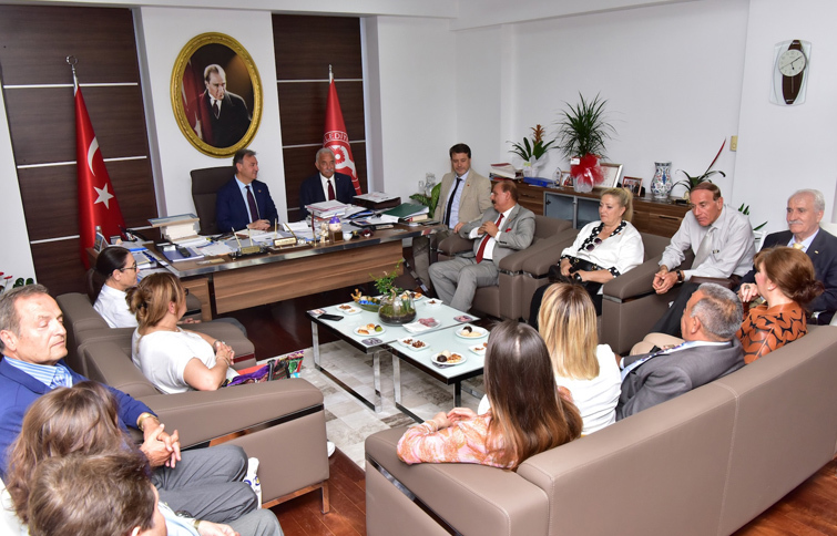 Başkan İduğ'dan Türkiye Meclis Üyeleri Birliği'ne Bornova daveti