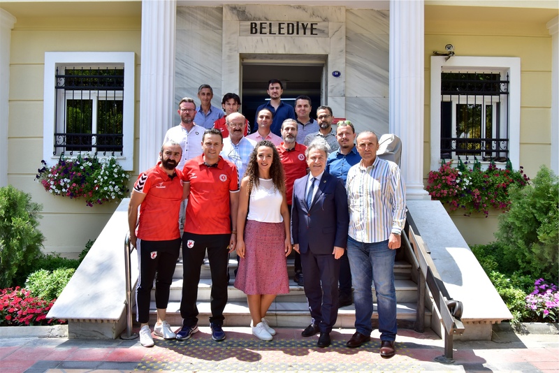 Başkan İduğ: Gençleri spora teşvik edeceğiz