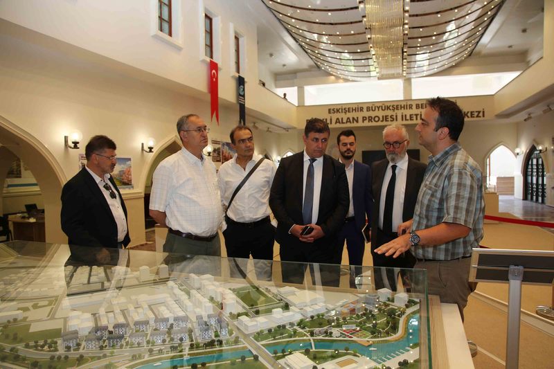 Başkan Tugay’dan Eskişehir çıkarması