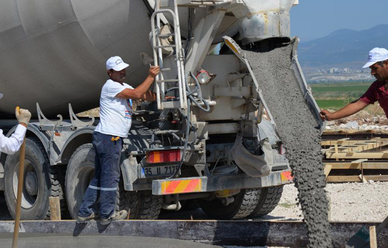 Menemen Hayvan Barınağı’nın temeli atıldı