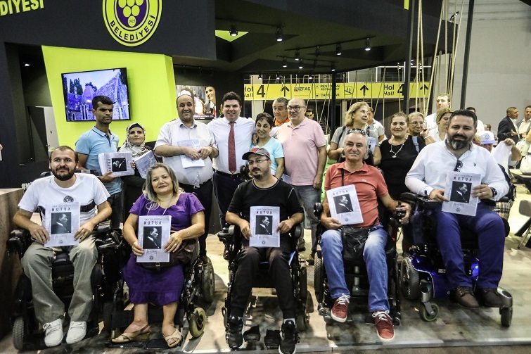 Buca Belediyesi’nden örnek proje: Görme engellilere özel Nutuk