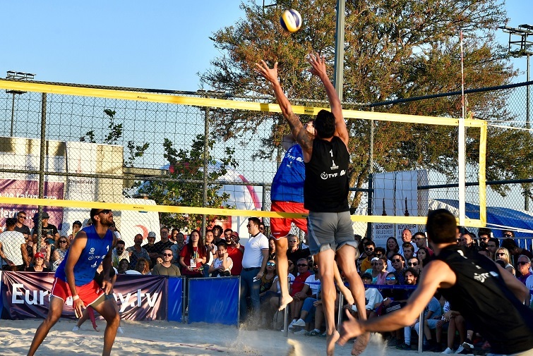 Plaj Voleybolu Balkan Şampiyonası'nda zafer Türk ekiplerin