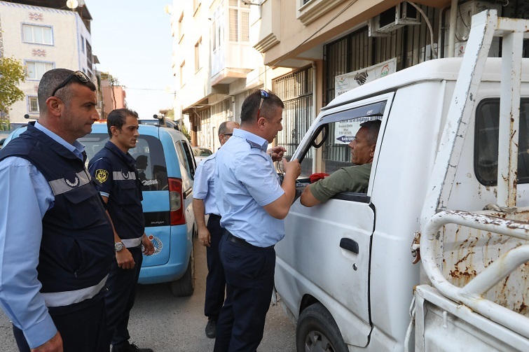 Buca sokaklarında “anons” operasyonu