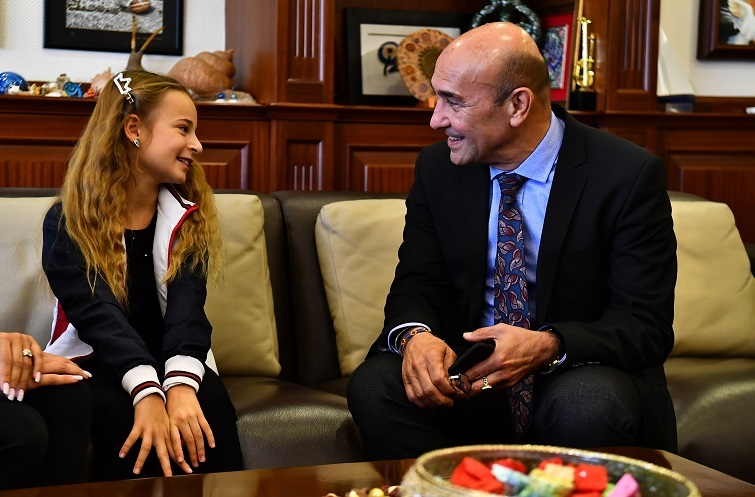 Başkan Soyer, İzmir’in “Gururları”nı ağırladı