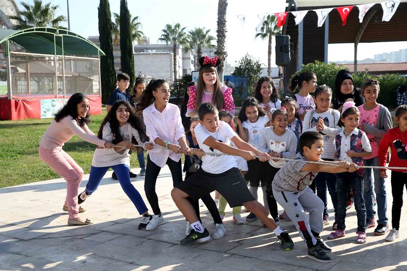 Karşıyakalı çocukların ‘Tay Park’ sevinci