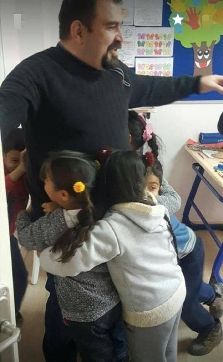 Buca’nın Cemal Hoca’sı ölümsüzleşti