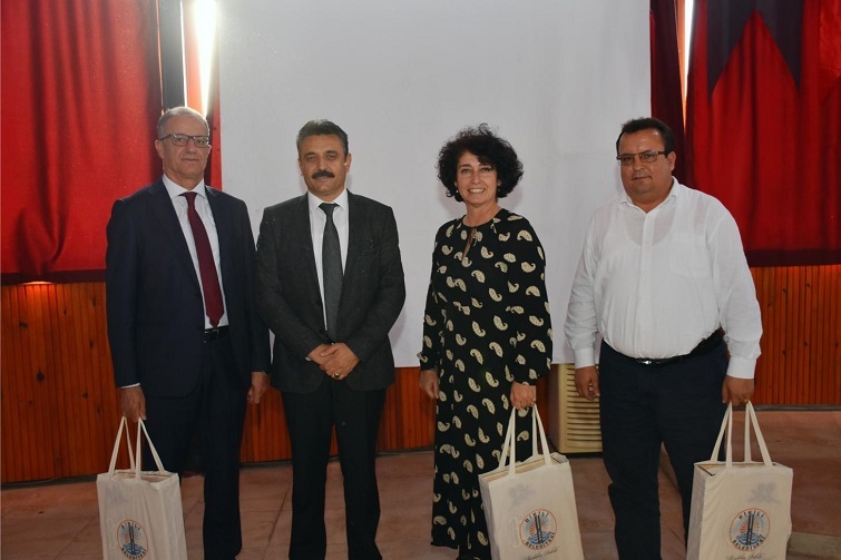 Dikili'de Kooperatifleşmenin Önemi Masaya Yatırıldı