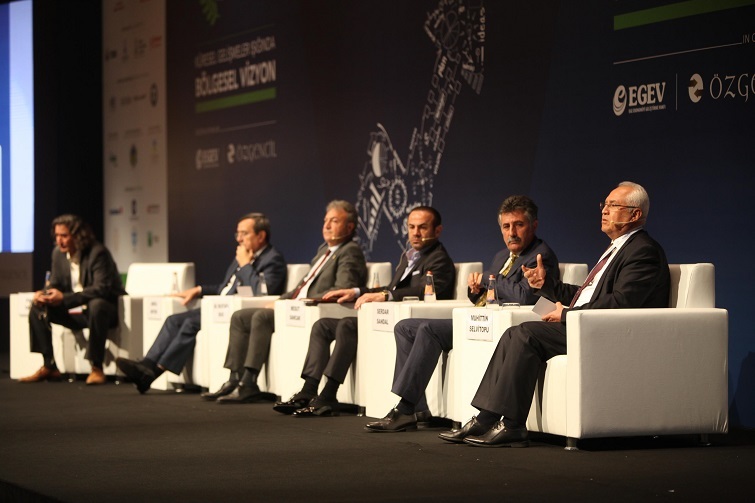 Karabağlar Belediye Başkanı Muhittin Selvitopu: ‘Siyaset müdahale etmemeli’