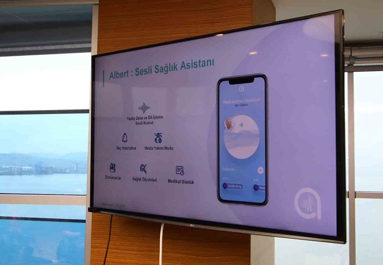 Bayraklı'da 'Sesli Sağlık Asistanı' dönemi